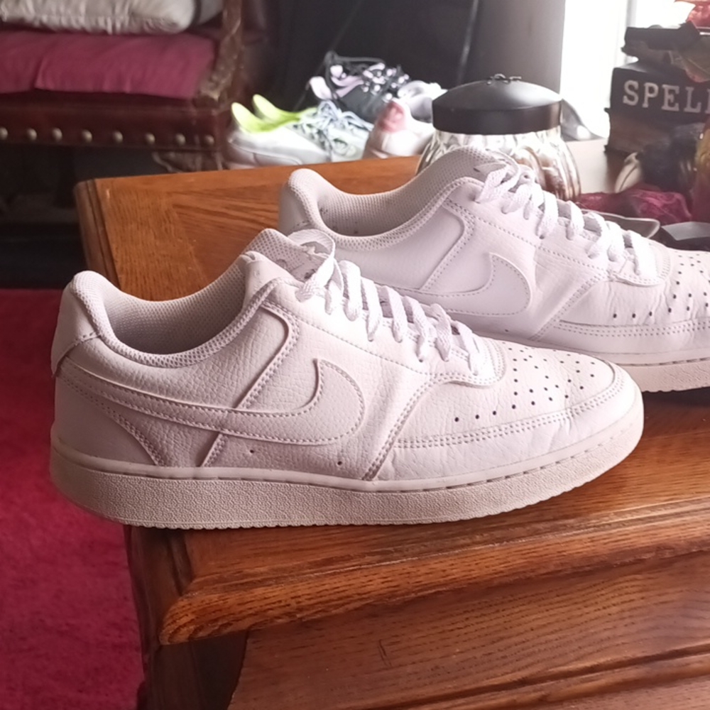 Air force 1s  lightly worn